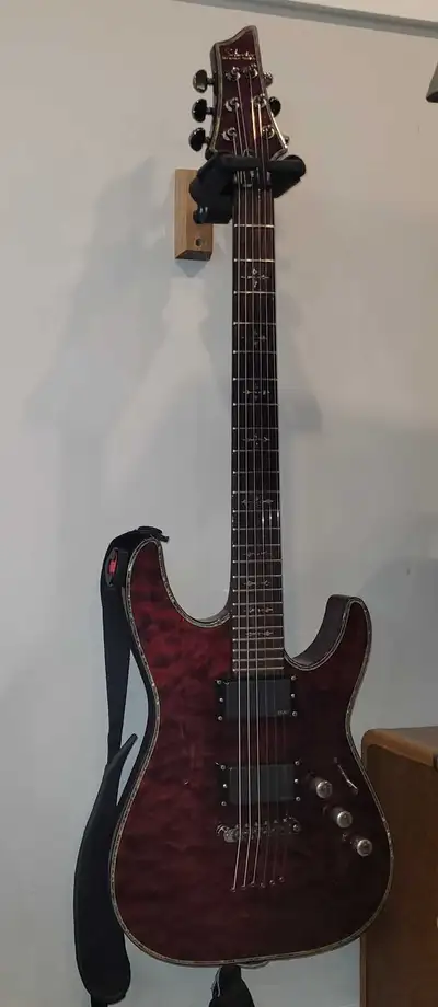 Schecter Hellraiser ジャンク schecter hellraiser in Guitars in Canada | Kijiji Marketplaces