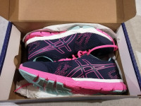 Asics Women's Running Shoes - Indigo Blue and Pink BRAND NEW 6.5