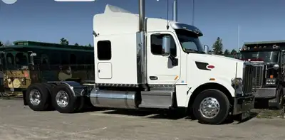 2018 Peterbilt 567. New steer tires Drive tires 70%. Super 40 rear ends, three-way lock up Park hard...