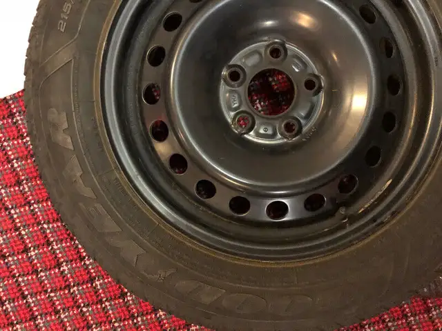 Winter tires on Rims, Goodyear 215 60 R16 in Tires & Rims in City of Halifax - Image 3