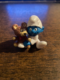 Smurfs 2.0205 Baby Smurf with Teddy PVC Peyo (1984)