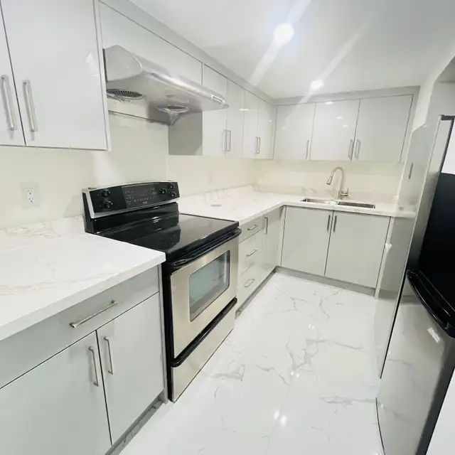 private Room and bathroom  for rent March 2026 in Long Term Rentals in Peterborough - Image 6