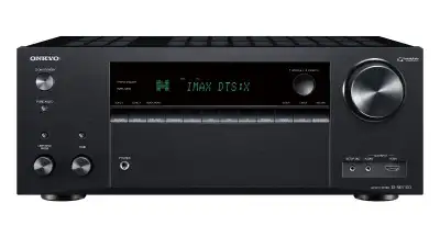 Bonjour, Onkyo TX-NR7100, le premier modèle dans cette série à offrir le système de correction profe...