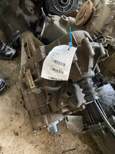 241-XHD transfer cases will fit a 2001-2010 Chevrolet 2500-3500 Diesel with the Allison Transmission...