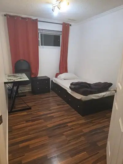One furnished room in 3 bedroom walk out One furnished room in 3 bedroom walk out with separate keyl...