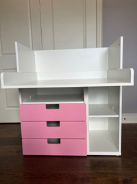 Desk with 3 drawers/ Changing table 