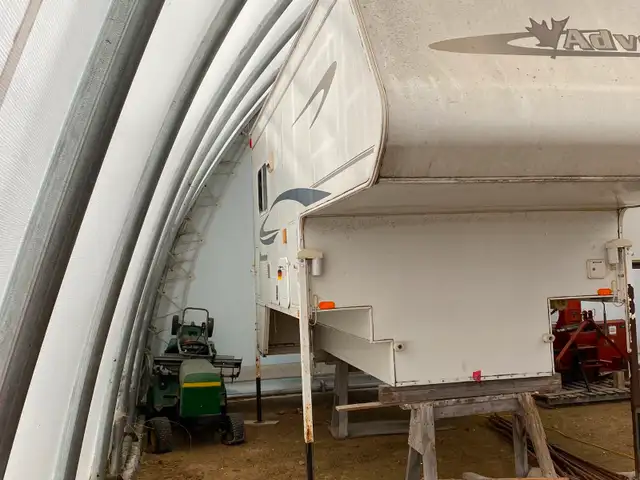 Adventurer 2008 950B Truck Camper in Travel Trailers & Campers in Winnipeg - Image 4