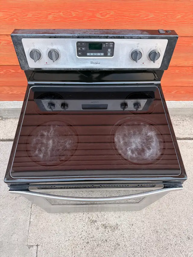 Whirlpool Stainless Steel Electric Range – 30” in Stoves, Ovens & Ranges in Mississauga / Peel Region - Image 6