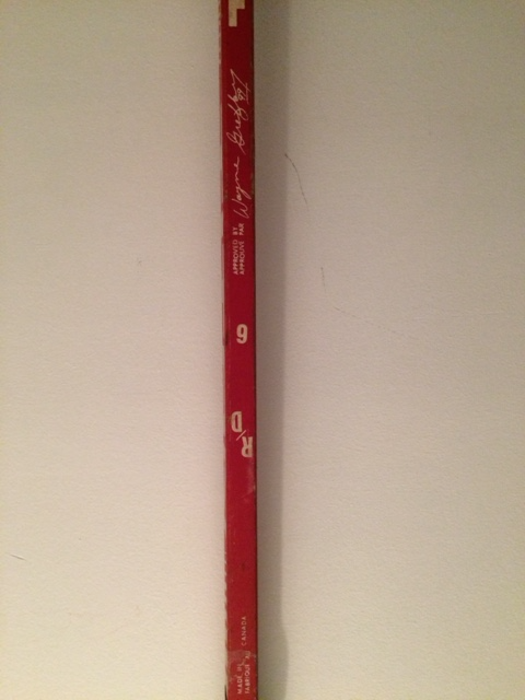 Vintage Wooden Hockey Sticks (Right Handed Blade) in Hockey in City of Toronto - Image 9