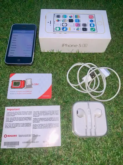 Two Apple iPhones (3GS and 4GS) plus IPhone X (box Only), View more
