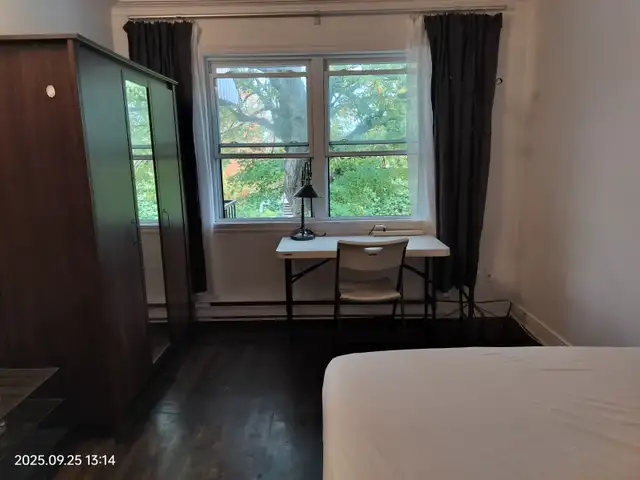 Big room for short term rental, Close metro Monk, All included.