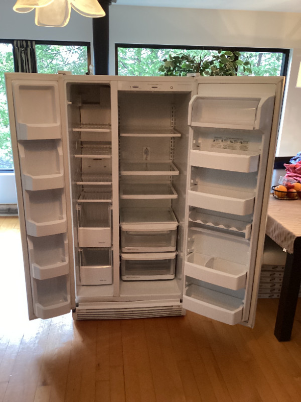 Refrigirateur de Marque Frigidaire a vendre in Refrigerators in Laurentides