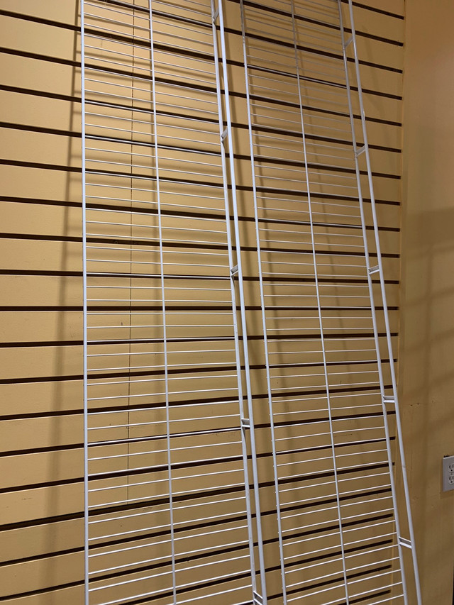 Rubbermaid closet wire shelf in Storage & Organization in Oakville / Halton Region - Image 2