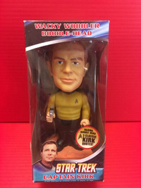 FUNKO Star Trek Captain Kirk Wacky Wobbler Bobble-Head open box