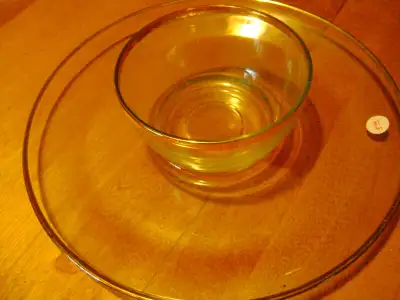 2PC CLEAR GLASS PLATTER GOLD TRIM, View more