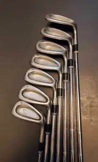 Cleveland Full Iron Set 4-P For Sale