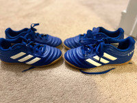 Adidas indoor soccer shoes boys size 13 & 1