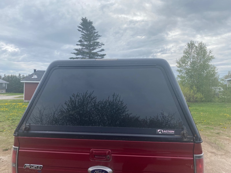 Truck cap and power window for a 2014 F150 Auto Body Parts Corner