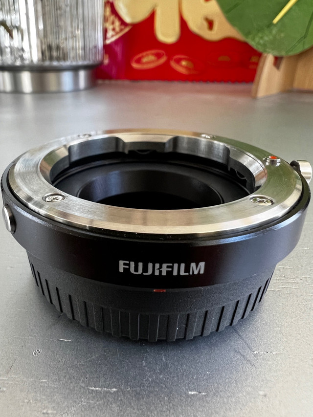 Adaptateur Fujifilm pour monture M Leica in Cameras & Camcorders in Longueuil / South Shore