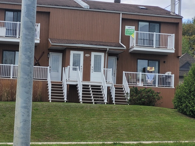 condo a vendre près du mont St Anne à St Ferréol — photo 1