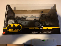 Mattel Batman & Batmobile Missile Launching Vehicle Set NEW