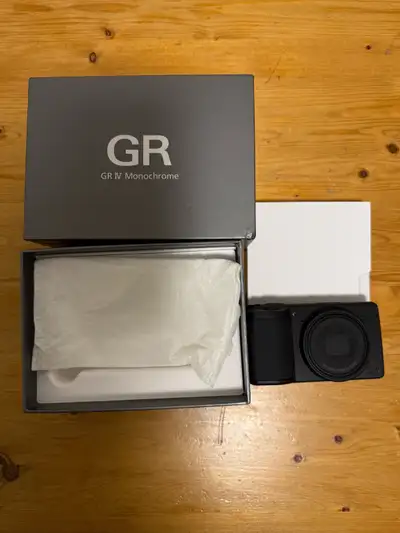 ricoh gr iv monochrom brand new, View more