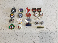 Vintage Curling Lapel Pins, Lot of 20