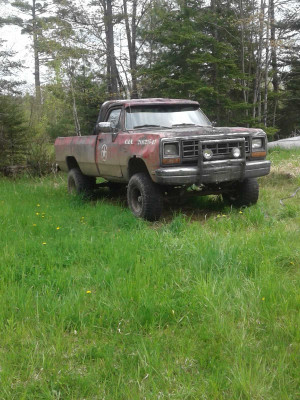 1990 Dodge Ram 1500 LE