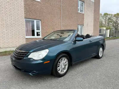 2009 Chrysler Sebring Convertible Beau mileage seulement 129,000 Km Défauts esthétiques à prévoir !...