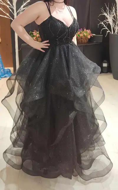 prom dress in Women's - Dresses & Skirts in Halifax