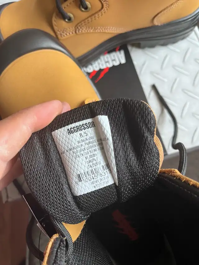 Aggressor Steel Toe Boots 8.5 Size in Women's - Shoes in City of Halifax - Image 3