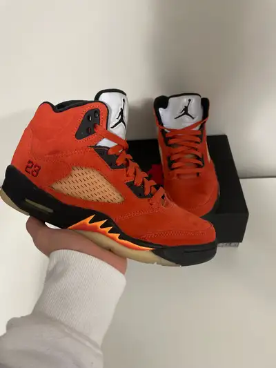 Jordan 5s, View more
