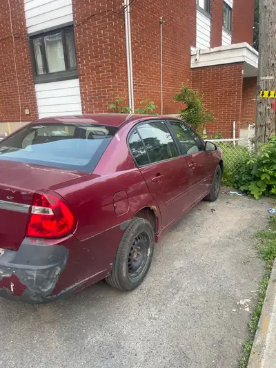 Bonjour je vend ma chevrolet malibu 2007 , 166 000 kilos au compteur , muffler vien d'etre changer a...