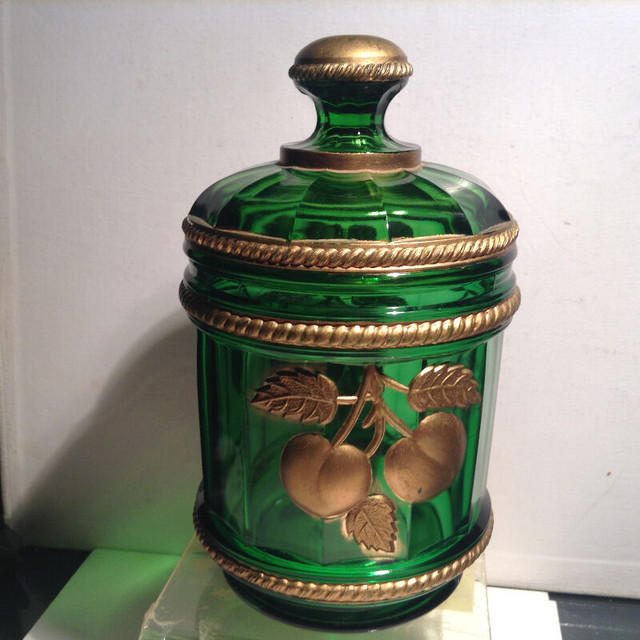 Northwood Golden Peach Sugar with Lid in Arts & Collectibles in Vancouver - Image 2