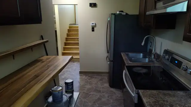2 Bedroom Apartment with Laundry, Parking, Fibre-Op Internet