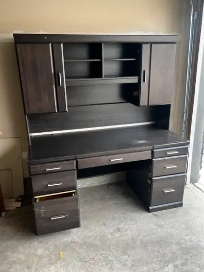 Desk with Hutch, View more