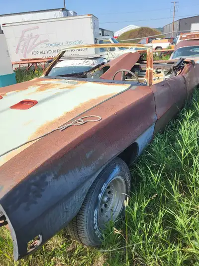 1970 Pontiac GTO convertible project. Car was 400 4bbl turbo 400 red exterior white top sandlewood i...
