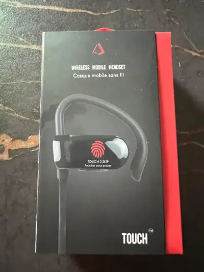 Brand New and Never Used! Experience ultimate comfort and freedom with an innovative earphone design...