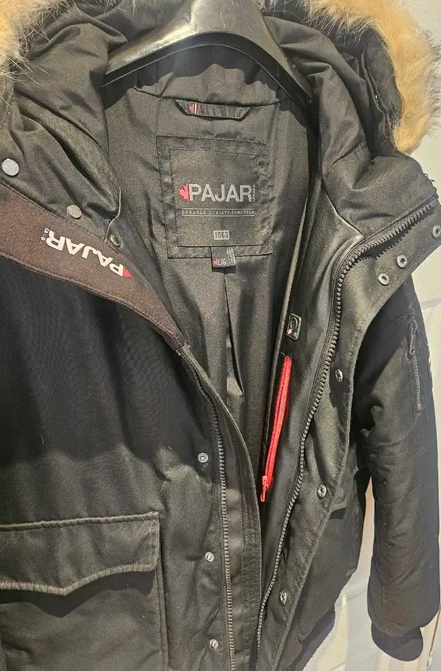 Pajar Bomber Jacket in Men's in Laval / North Shore - Image 5