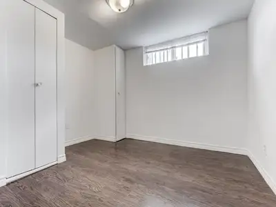*note: these room rentals are only for girls* Rooms available for rent. House is located in Scarboro...