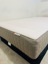  Twin Mattress with Bed Box - $230 (Excellent Condition)
