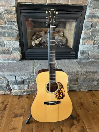 Great opportunity to purchase a flatpickers dream guitar. Described by Collings as “the ultimate in...