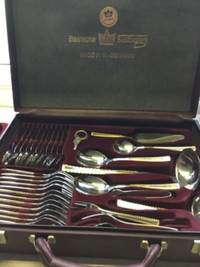Stainless steel cutlery set complete w/serving pieces