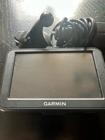 Navigate your way with this Garmin GPS, perfect for road trips or finding new routes. This unit is u...