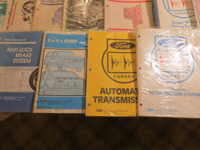 FORD DEALER TRAINING MANUALS in Textbooks in Belleville - Image 4