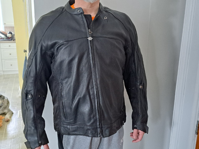 Joe rocket mens leather motorcycle jacket XXL in Men's in Pembroke