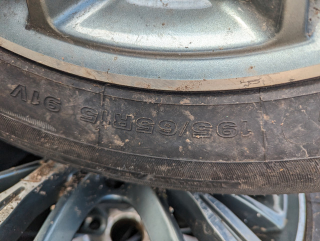 15" Aluminum rims in Tires & Rims in Hamilton - Image 4