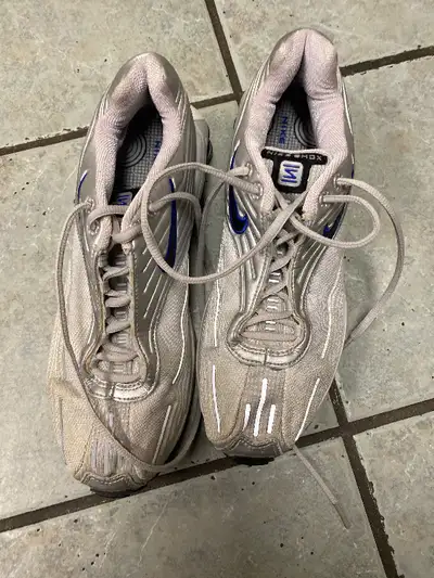 Nike shoxs, View more