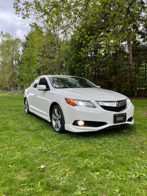 2014 Acura ILX Dynamic w/Navi Pkg