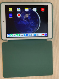 i pad air first generation 32 gig  like new